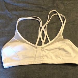 Lululemon sports bra white